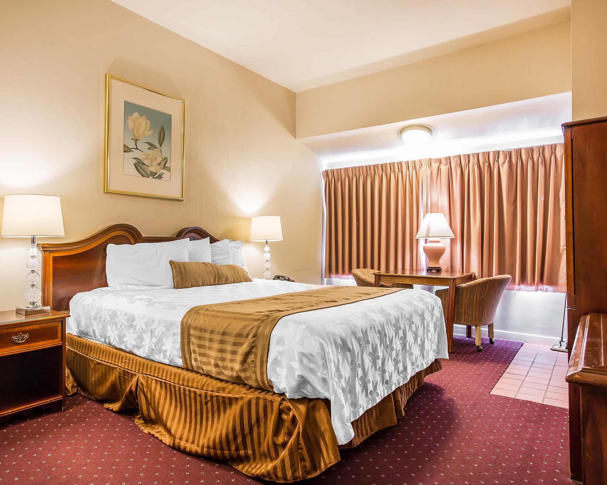סיסייד Bay Breeze Inn מראה חיצוני תמונה
