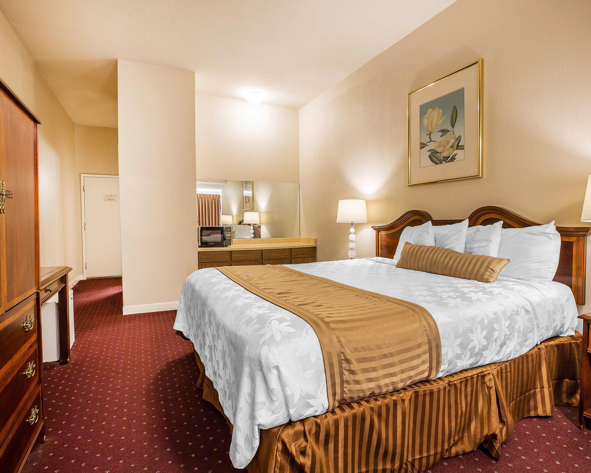 סיסייד Bay Breeze Inn מראה חיצוני תמונה