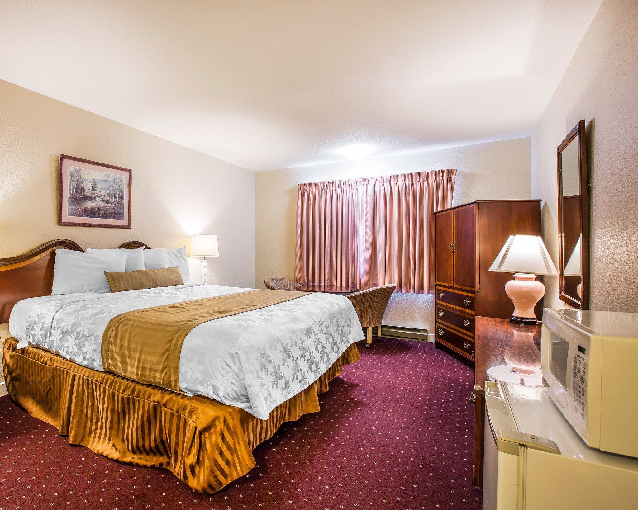 סיסייד Bay Breeze Inn מראה חיצוני תמונה