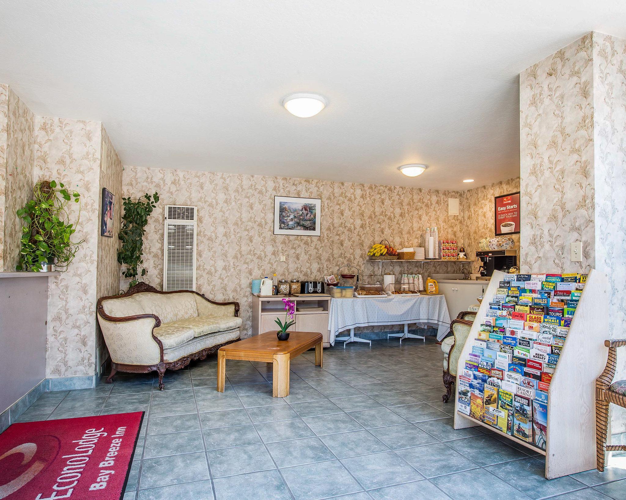 סיסייד Bay Breeze Inn מראה חיצוני תמונה