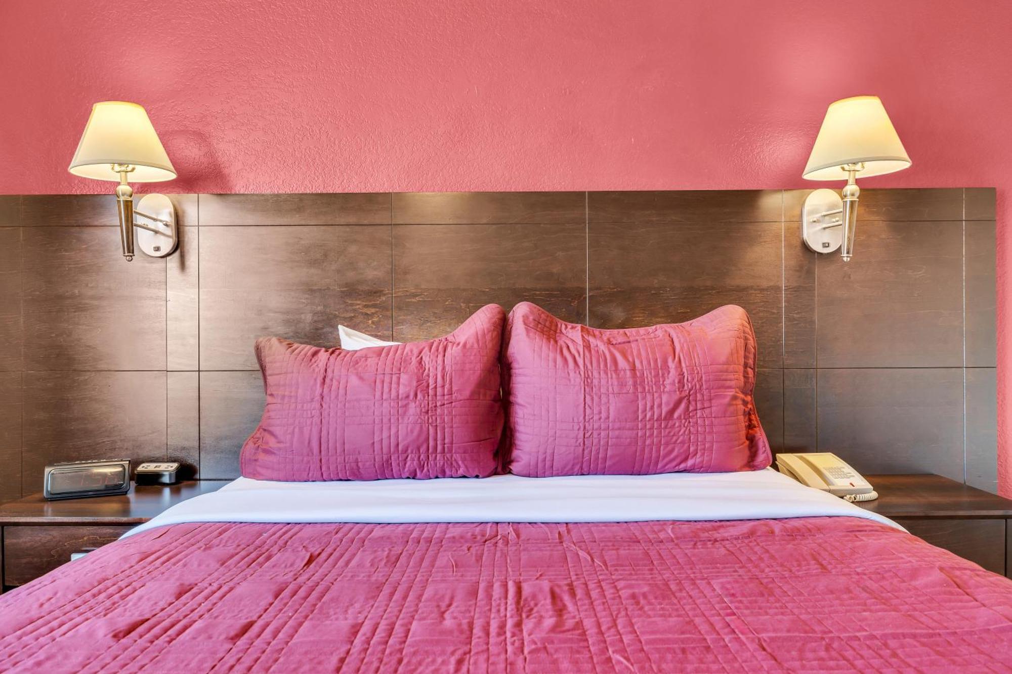 סיסייד Bay Breeze Inn מראה חיצוני תמונה